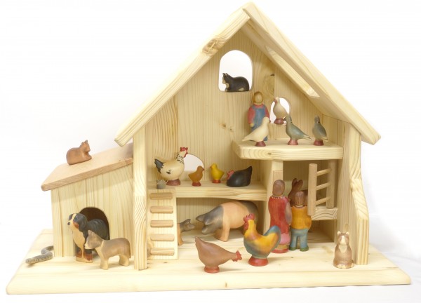 Kleintierstall mit Holztieren von buntspechte-holzspielfiguren.de