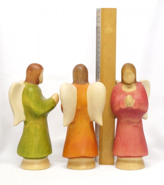 Engel aus Holz buntspechte-holzspielfiguren.de